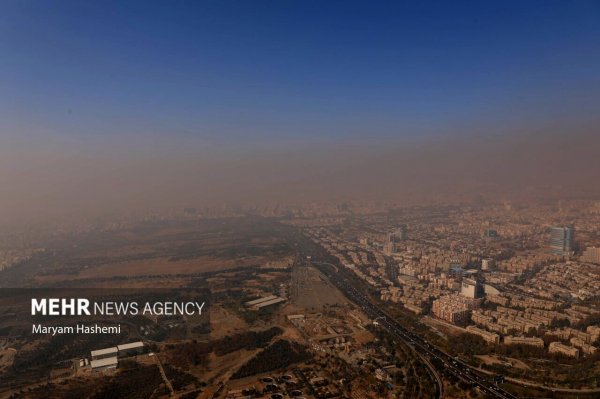 نقاشی آلودگی آب کودکانه