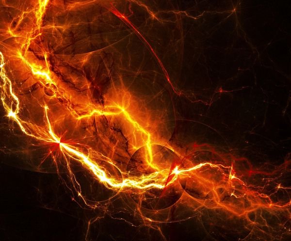 عکس رعد و برق برج میلاد