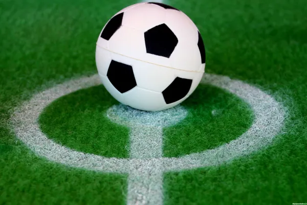  عکس زمین فوتبال برای پروفایل