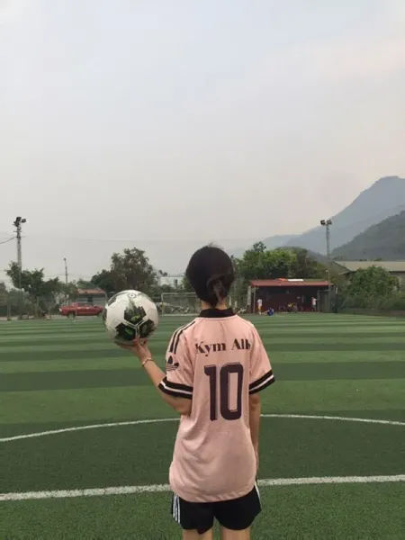  عکس توپ فوتبال برای پروفایل دخترانه