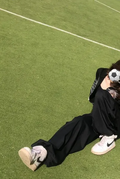  عکس توپ فوتبال برای پروفایل دخترانه