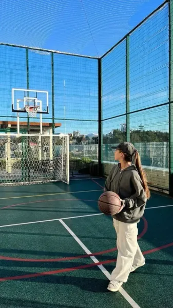  عکس توپ فوتبال برای پروفایل دخترانه