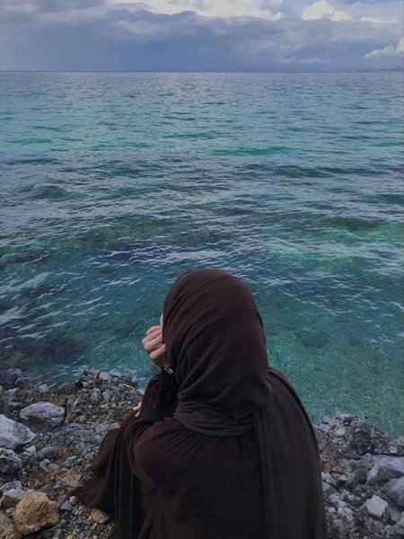  عکس پروفایل دختر با حجاب کنار دریا