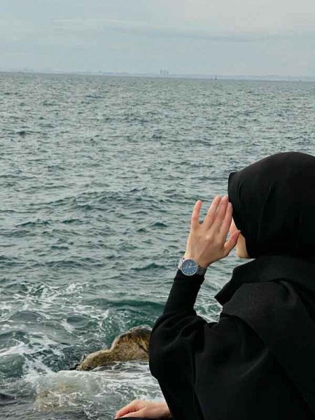  عکس پروفایل دختر با حجاب کنار دریا