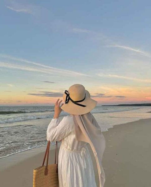  عکس پروفایل دختر با حجاب کنار دریا