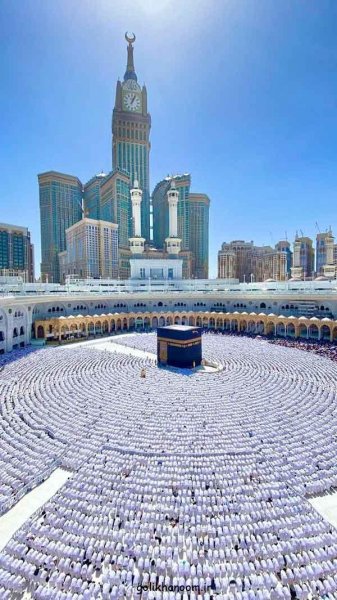  عکس خانه خدا در شب