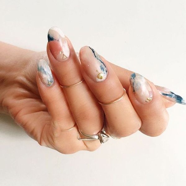 ناخن مینیمال کوتاه