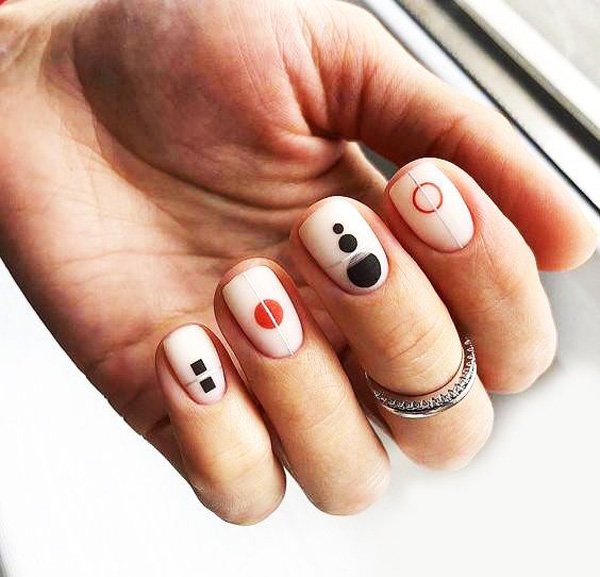 ناخن مینیمال کوتاه