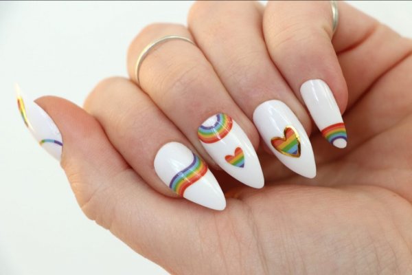  طرح ناخن مینیمال عروسکی