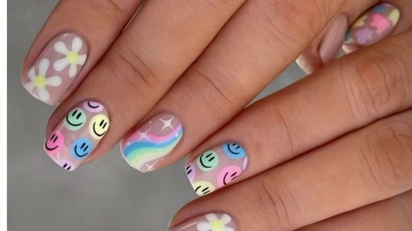  طرح ناخن مینیمال عروسکی