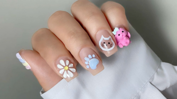 طرح ناخن مینیمال ساده