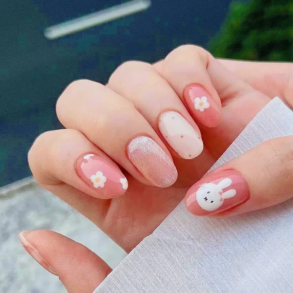  مدل ناخن مینیمال کوتاه