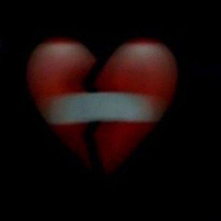  عکس پس زمینه گوشی عاشقانه غمگین پسرانه