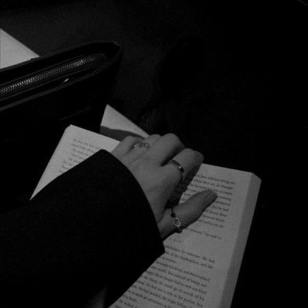  عکس کتاب برای پروفایل گروه