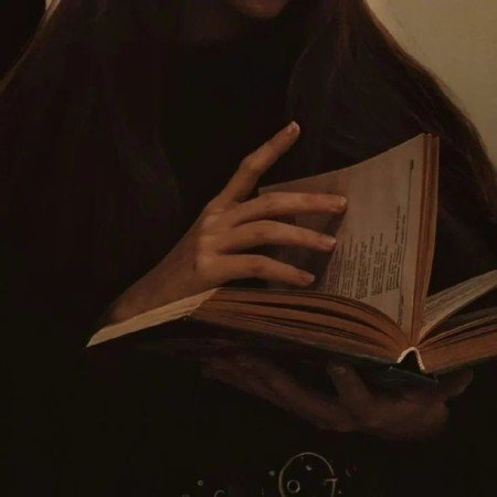  عکس کتاب برای پروفایل گروه