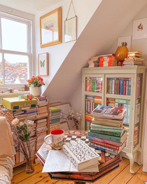  عکس کتابخانه برای پروفایل