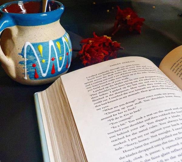  عکس کتابخانه برای پروفایل