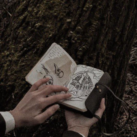 عکس کتاب برای پروفایل شاد پسرانه