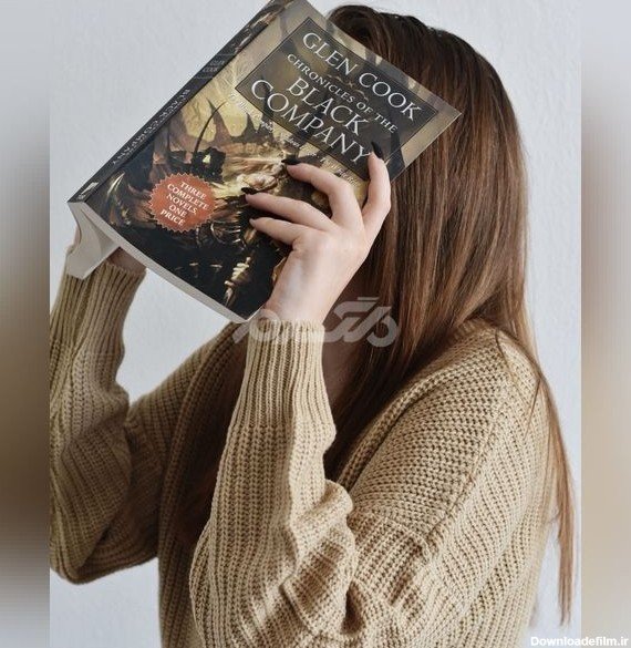  عکس دختر در حال کتاب خواندن کارتونی