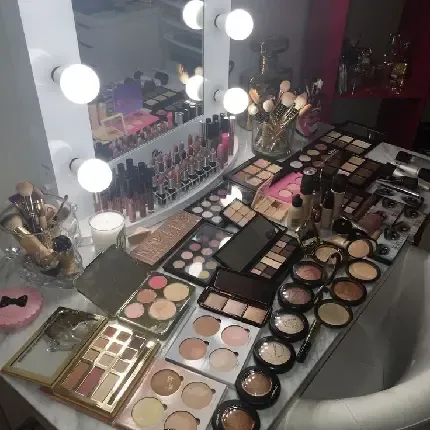  بک گراند آرایشی بهداشتی