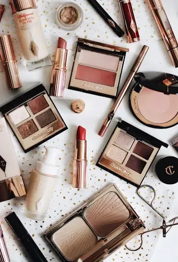  عکس لوازم آرایشی برای استوری