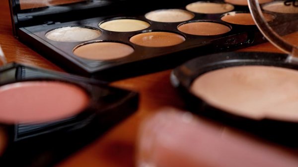  عکس پروفایل برای پیج آرایشی بهداشتی