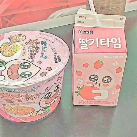  بک گراند کیوت پاستیلی