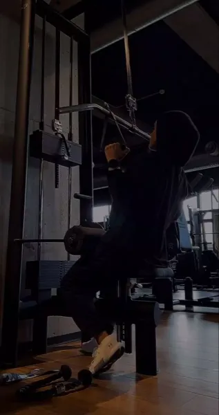  عکس باشگاه برای استوری