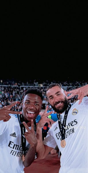  عکس رئال مادرید برای تصویر زمینه