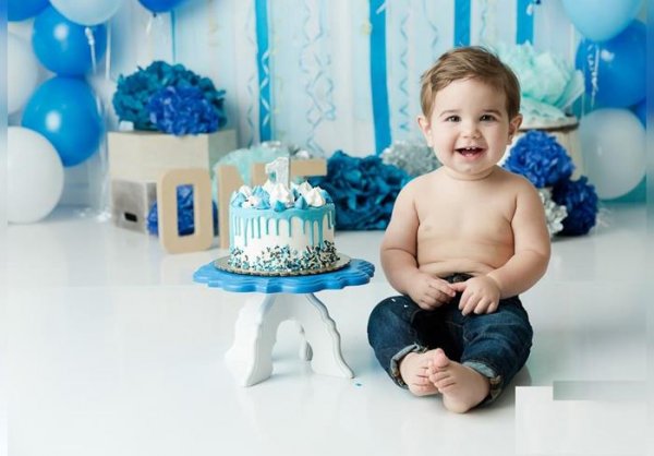  ژست عکس تولد کودک در منزل