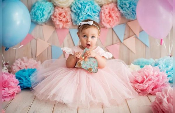  ژست عکس تولد کودک در منزل