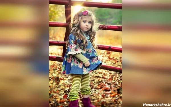 ژست عکس تولد در طبیعت با کیک