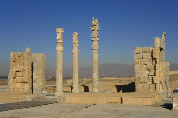  عکس تخت جمشید با کیفیت بالا