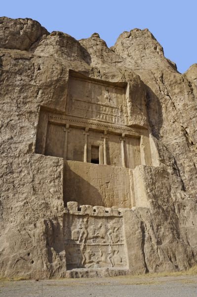  عکس تخت جمشید در زمان هخامنشیان