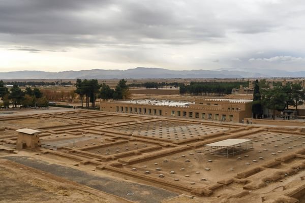  عکس تخت جمشید در زمان هخامنشیان