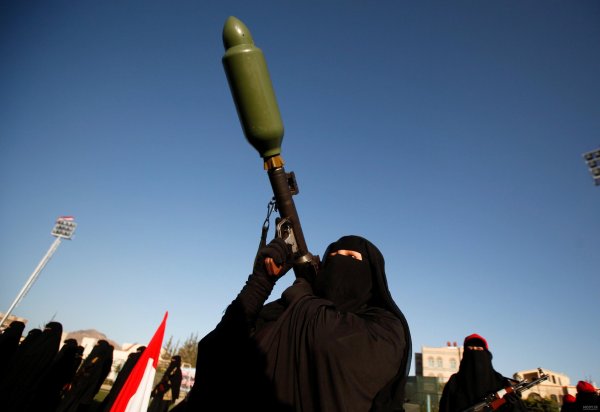  عکس دختر پلیس با حجاب