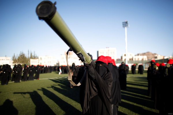  عکس دختر با لباس نظامی برای پروفایل ایرانی