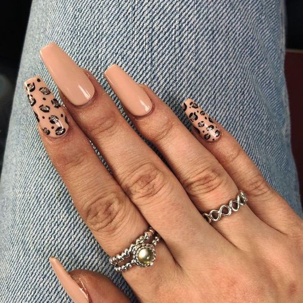  طرح ناخن پلنگی کرم قهوه ای