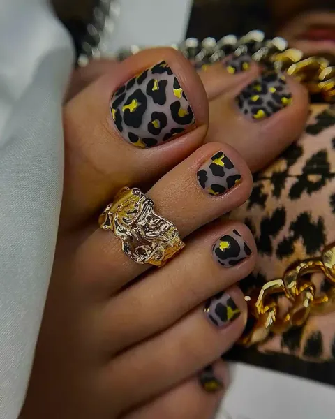  طرح ناخن پلنگی کرم قهوه ای پا