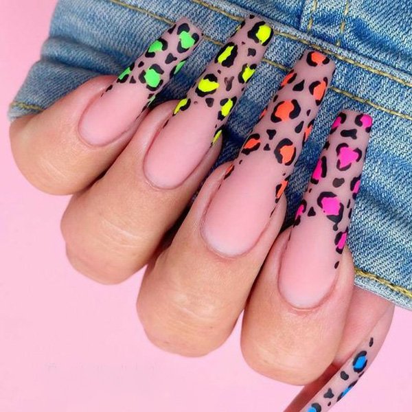  طرح ناخن پلنگی کرمی