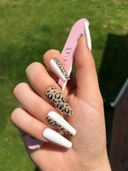  طرح ناخن پلنگی کرمی