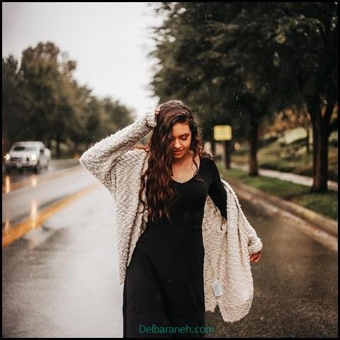  عکس دختر در باران برای پروفایل
