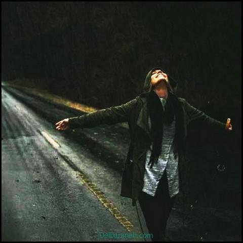  عکس دختر در باران برای پروفایل