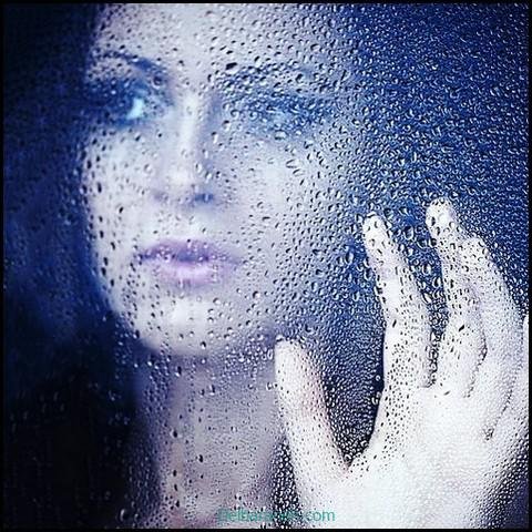  عکس دختر در باران برای پروفایل