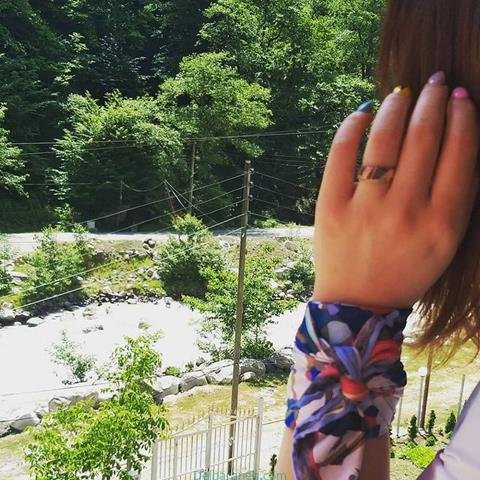  پروفایل بهاری دخترانه اینستاگرام