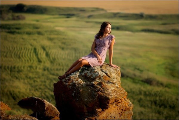  ژست عکاسی در باغ