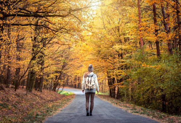  ژست عکاسی در باغ