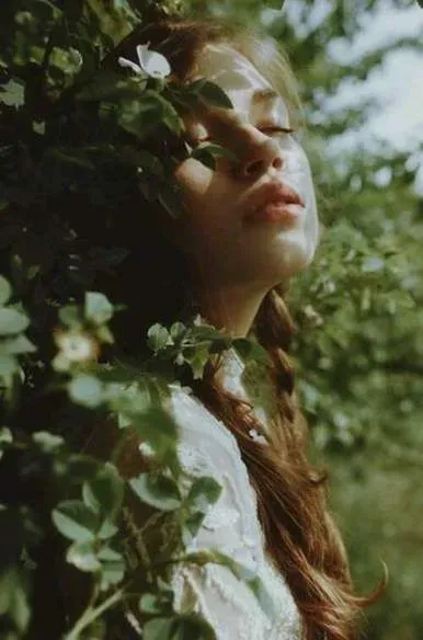  ژست عکاسی در طبیعت تابستان