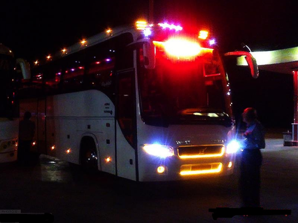  عکس اتوبوس در شب