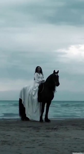  عکس دختر با اسب مشکی